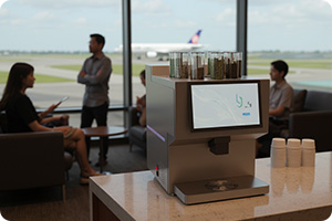 机场中的灵霁饮品机